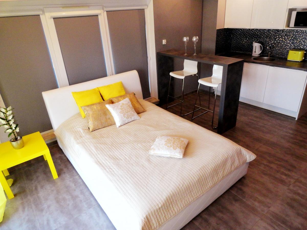Na Grobli 123 Daire Wroclaw Dış mekan fotoğraf